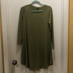 Long sleeve green dress
